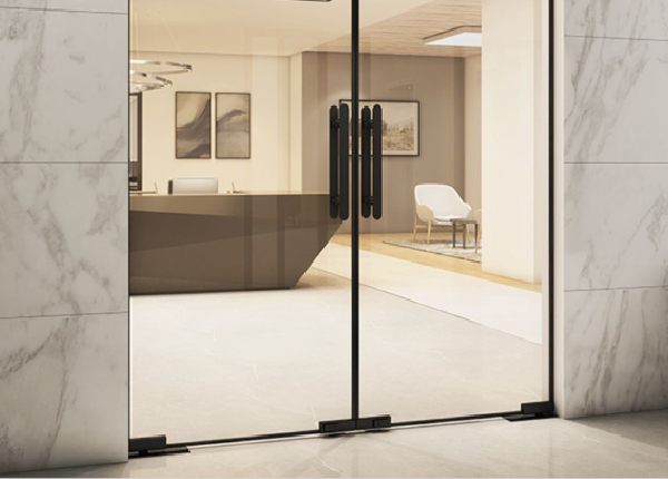 glass fitting space